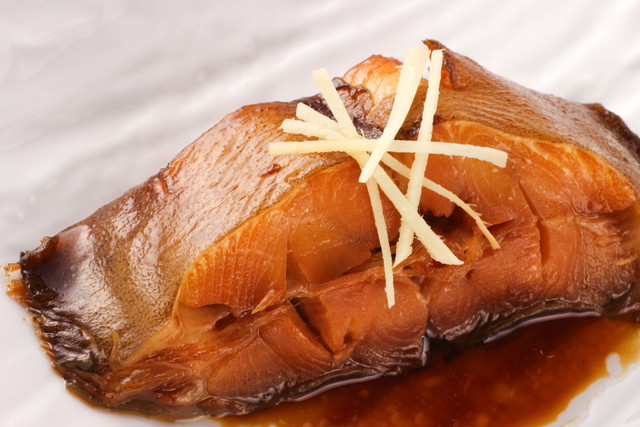 大根と豚バラ肉の煮物