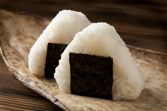 2つのおにぎり